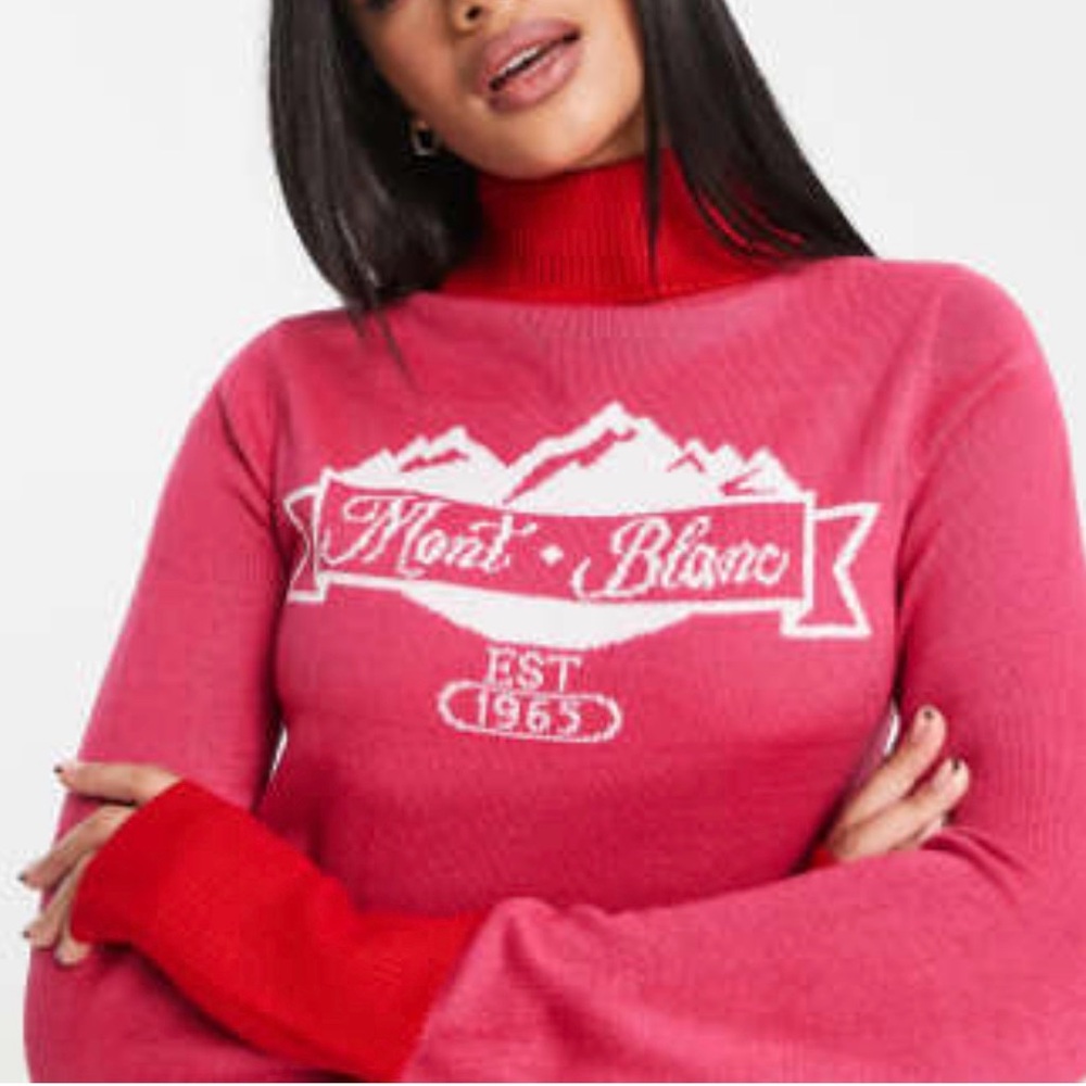 Mont Blanc Women's Red and Pink Turtleneck Sweater